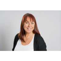 Karen Molyneux │ Meet the Team │ Russell & Russell Solicitors