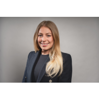 Amy Bellis │ Meet the Team │ Russell & Russell Solicitors